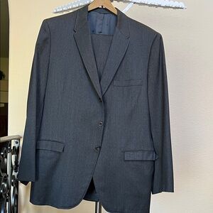 Elegant Charcoal Men's Suit